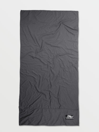 x Matador Packable Beach Towel